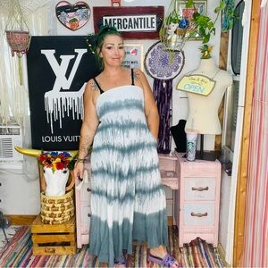 Etiquette Clothiers White and Blue Spaghetti Strap Maxi Sundress